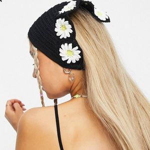 Black Crotchet Headscarf Daisy Design